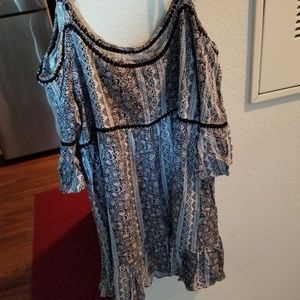 Size 2 Bohemian Chic Cold Shoulder Dress